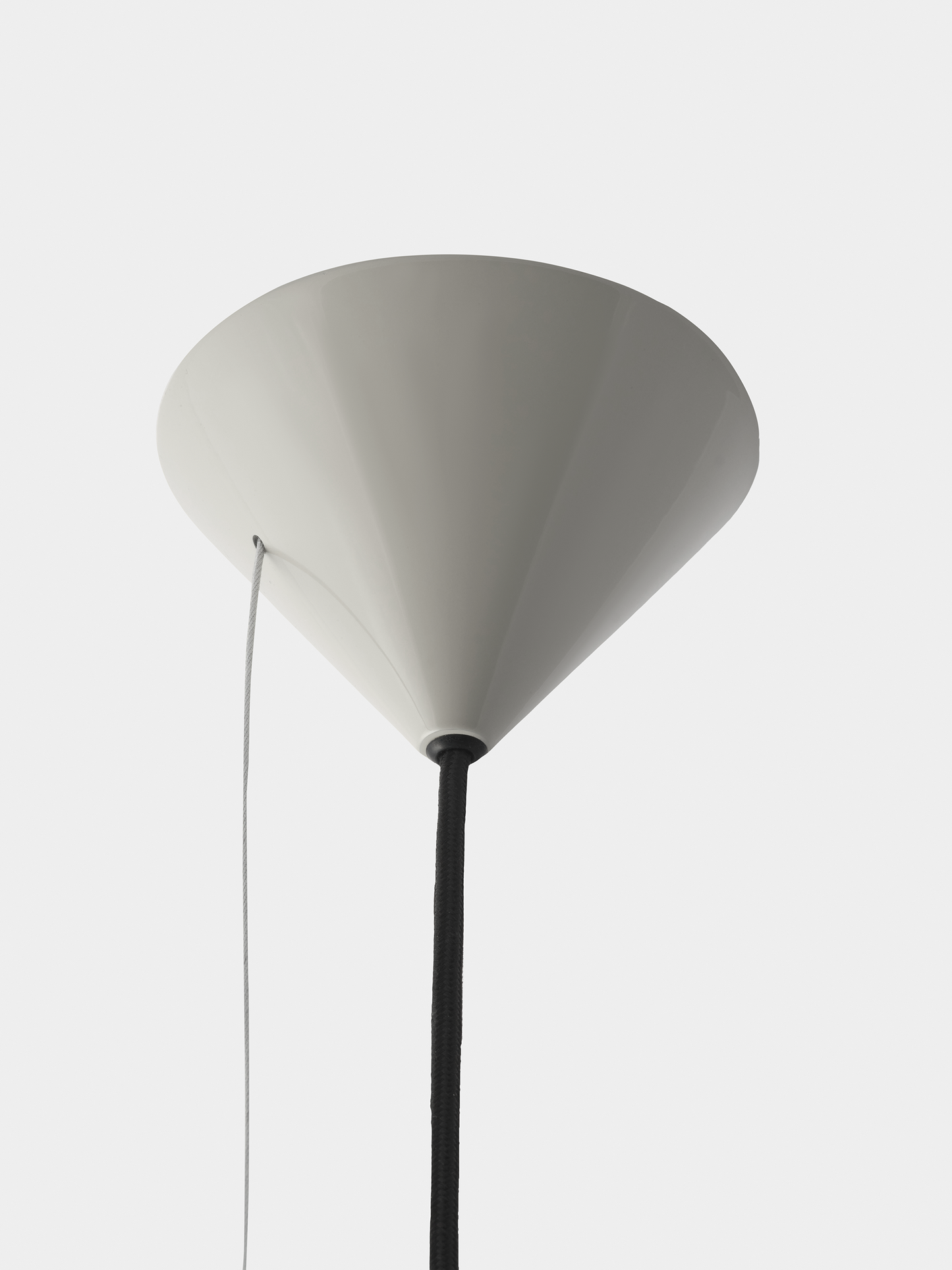 Pose Pendant 43cm Putty LED CB-CCC