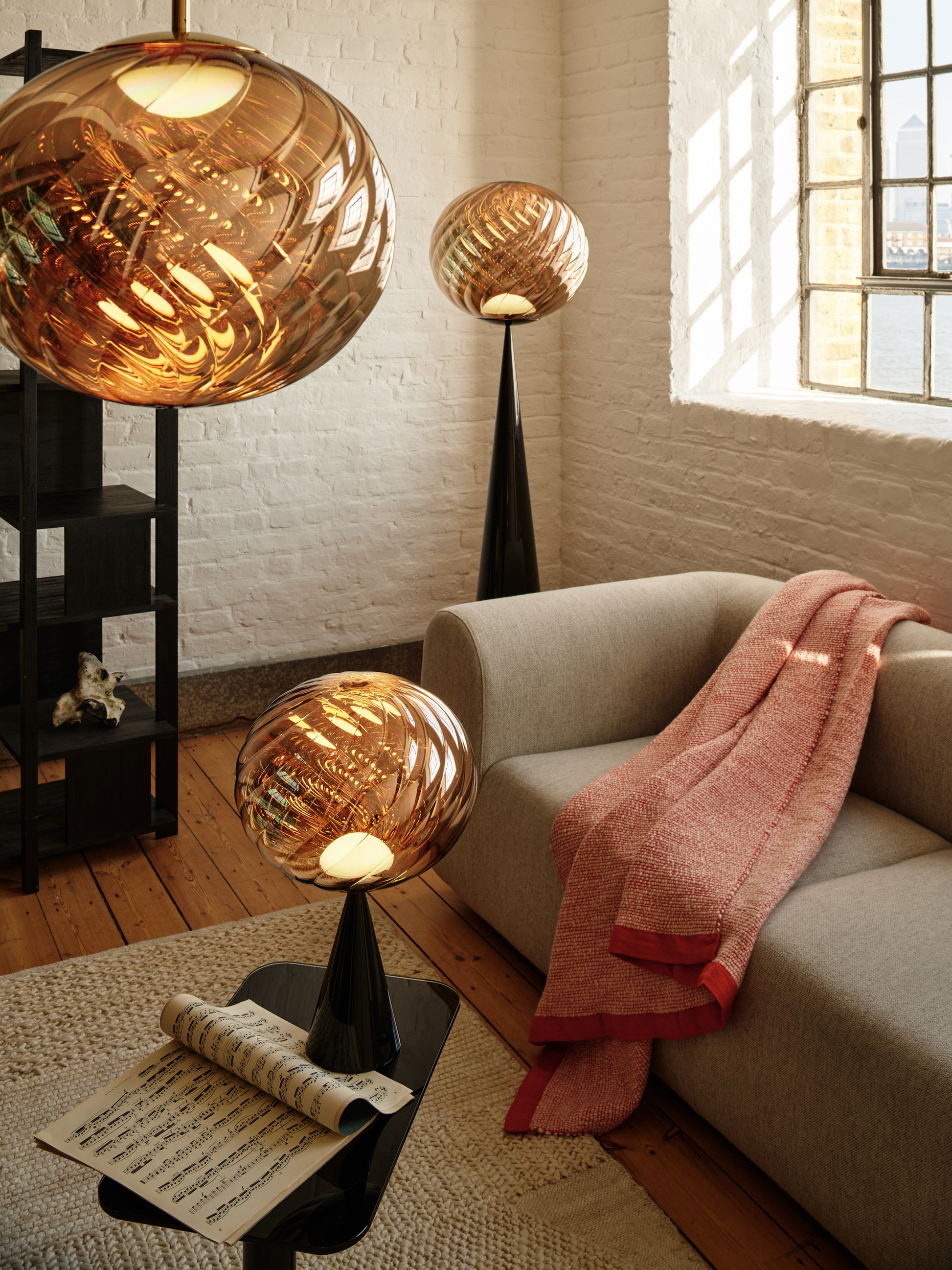 Whirl Cone Fat Table Gold/Black LED UN (EU WHS01GO-TUN01M2)